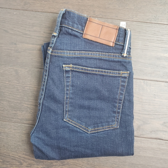 Tommy Hilfiger slim straight jeans👖 - Picture 3 of 7